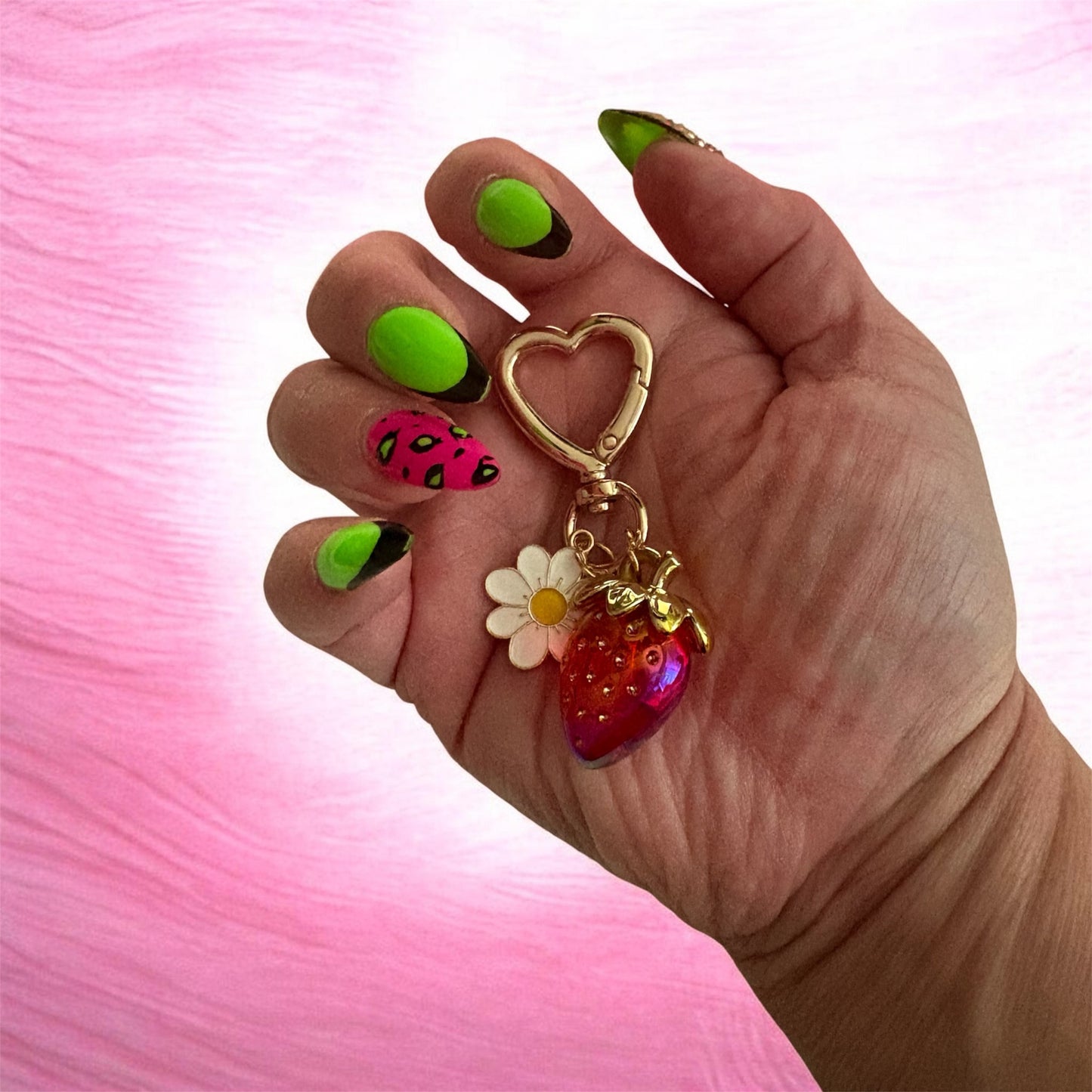 CHARM YOUR DAY- Cute Heart Shaped Strawberry & Daisy Keychain Bag Charm-FS-18