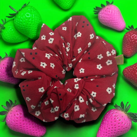 LOVE BUG- Scrunchie